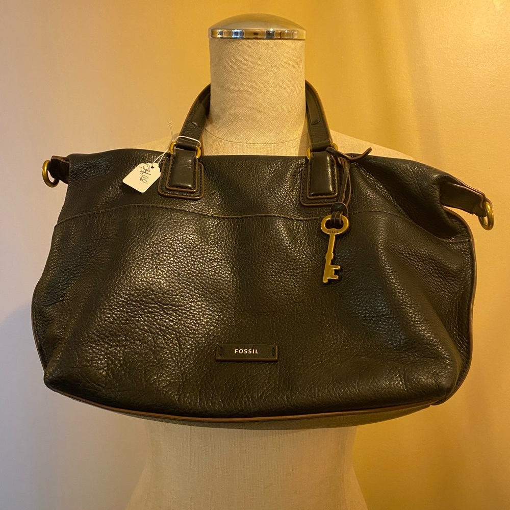Fossil Black pebbled Leather Duffel style tote Bag trendy boho purse